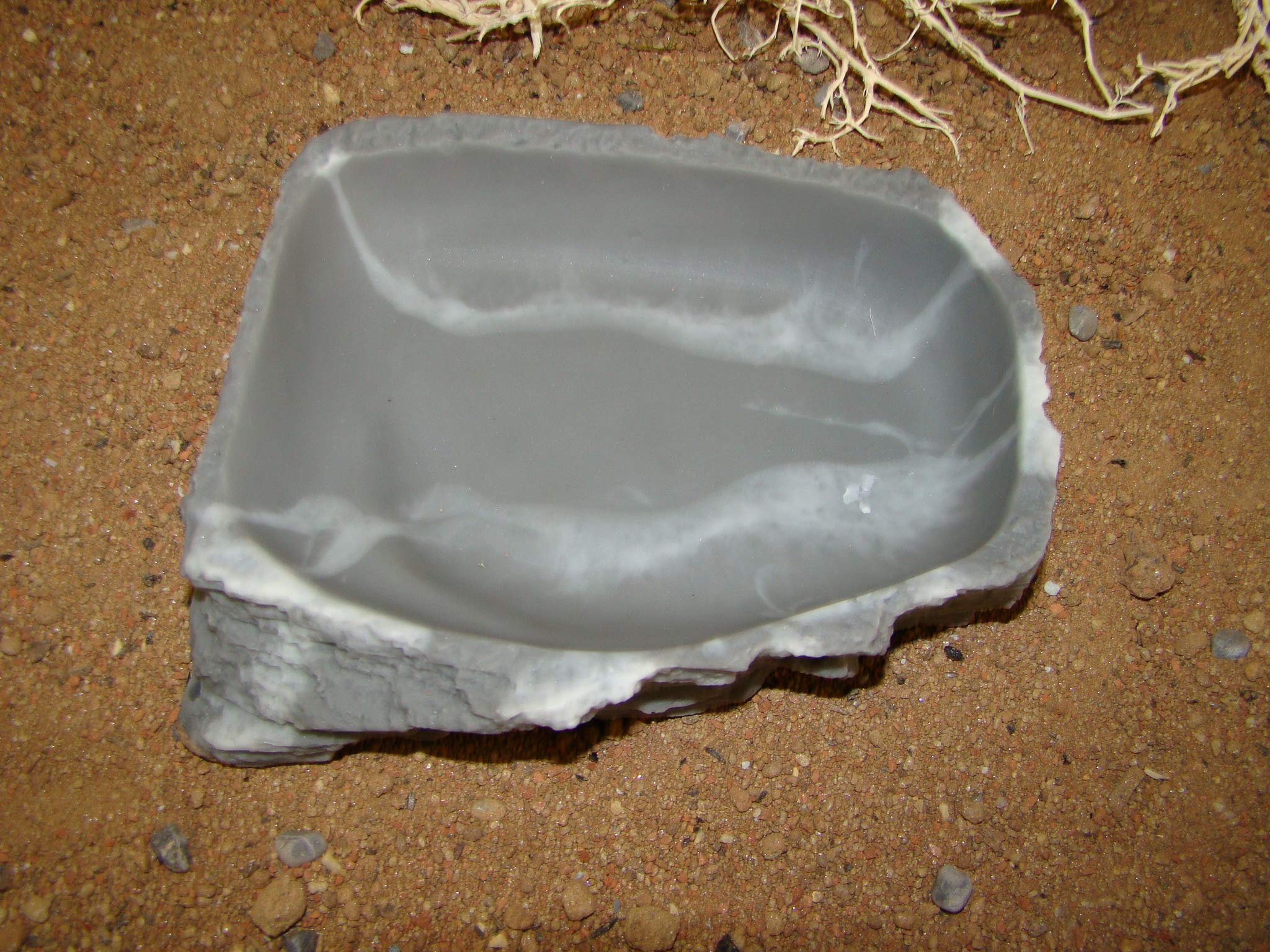 lucky-reptile-wdg-8-corner-dish-granit-gro-xl-eck-wassernapf image 4